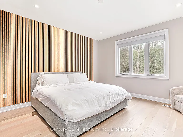 82 Goldie Ct — Photo 22