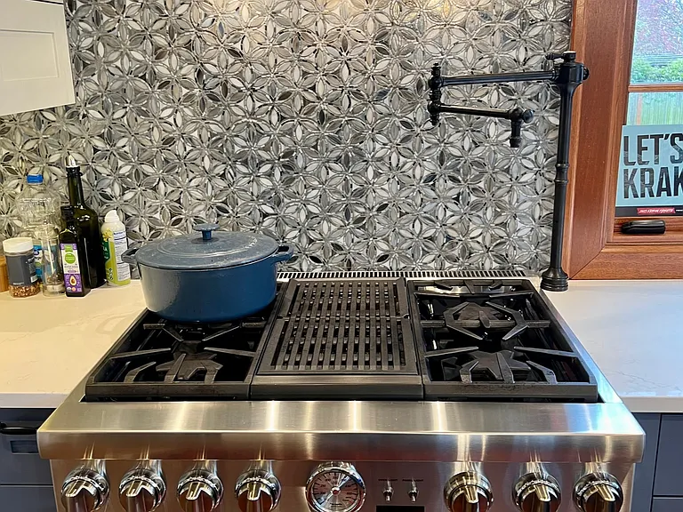 4124 Burke Ave N — Photo 5