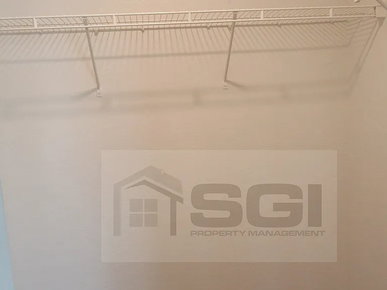 3123 W Pleasant Ln — Photo 17
