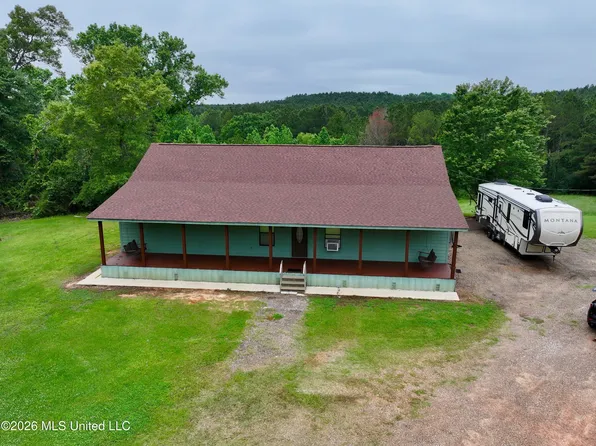 956 Franklin Rd, Morton, MS 39117