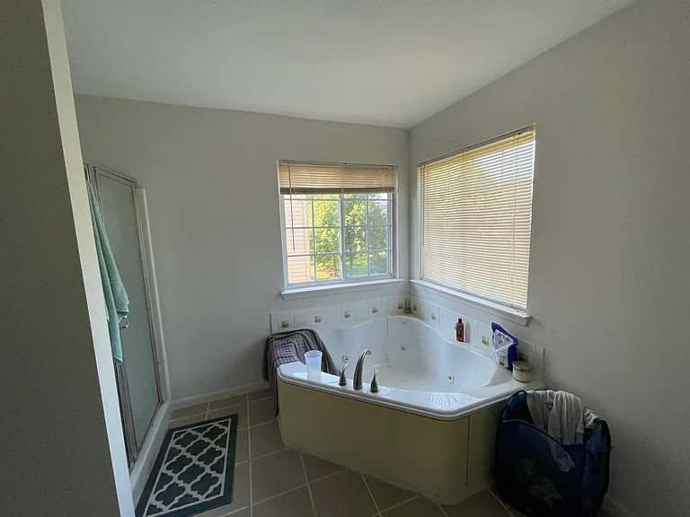 4134 Strathmore Ln — Photo 9