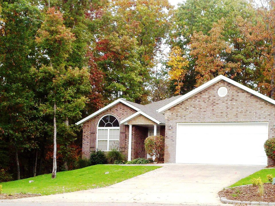 111 Shadow Lake Drive