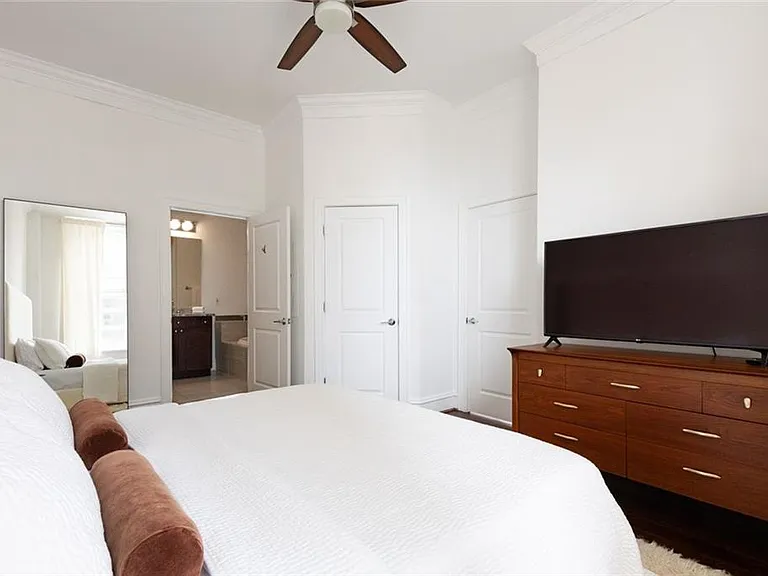 57 Forsyth St NW #12B — Photo 18