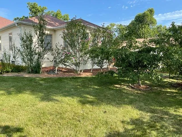 414 N Central Ave — Photo 1