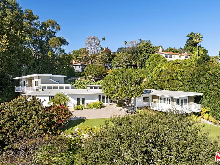 11215 W Sunset Blvd — Photo 4