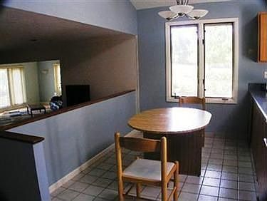 5th image of 25040 Fairmount Blvd