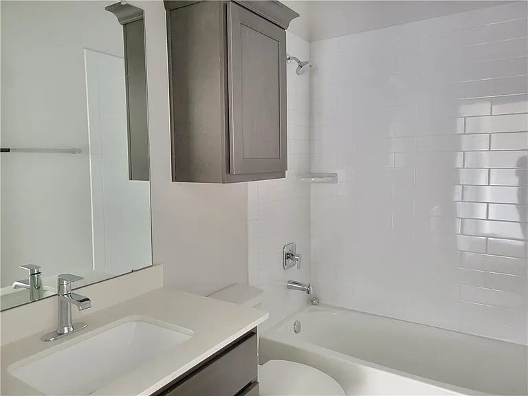 710 Granger Ln — Photo 11