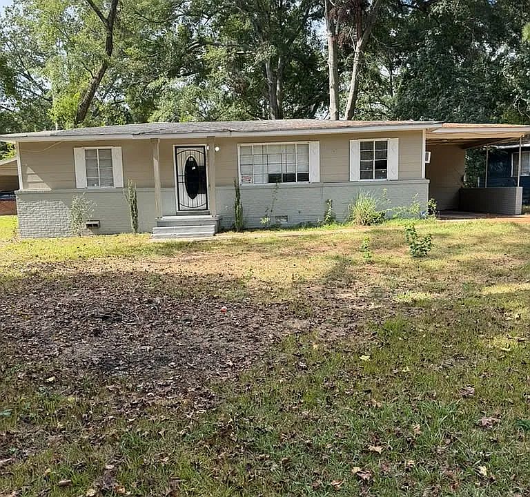 1st image of 2677 Shannon St