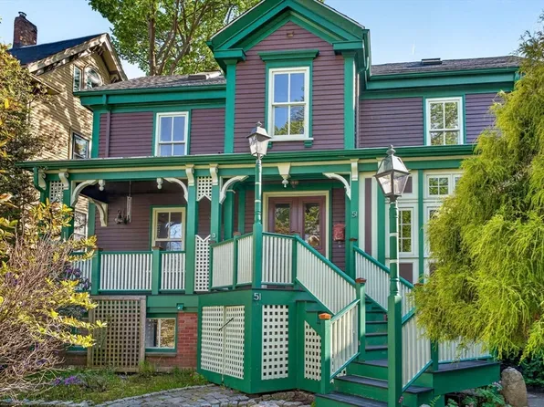 51 Green St, Jamaica Plain, MA 02130