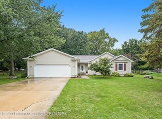 4212 Locust Ln, Jackson, MI 49201