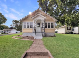 408 12th Ave, Rock Falls, IL 61071