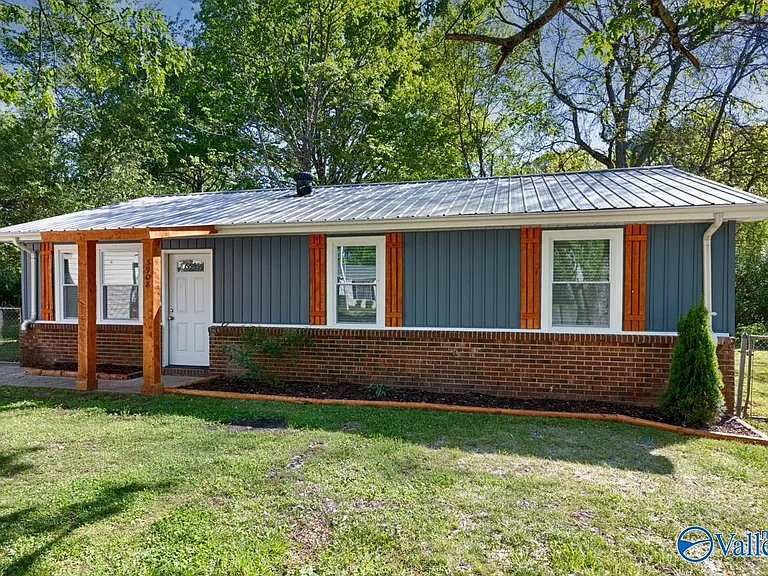 3908 W Oak Way SW — Photo 2