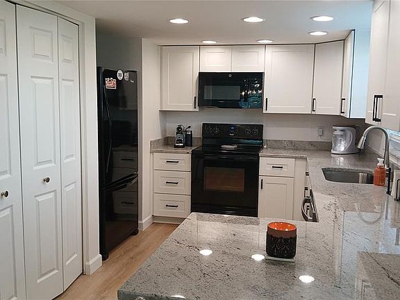 4th image of 12300 PARK BOULEVARD #101
