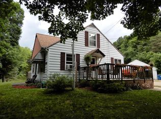 5026 Old Douglas Rd, Kalamazoo, MI 49009