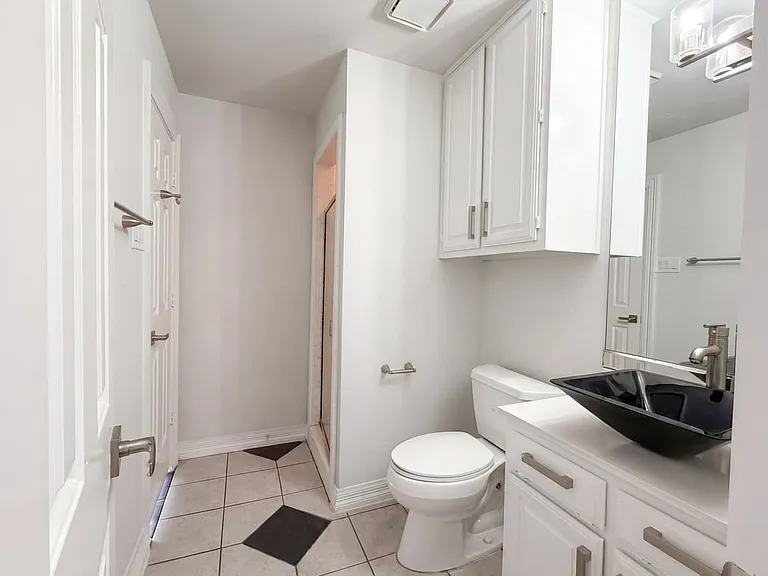 2409 Castle Rock Rd — Photo 15