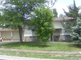 2604 N 7th St, Garden City, KS 67846