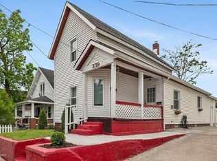 339 Hogadone Ave SW, Grand Rapids, MI 49504