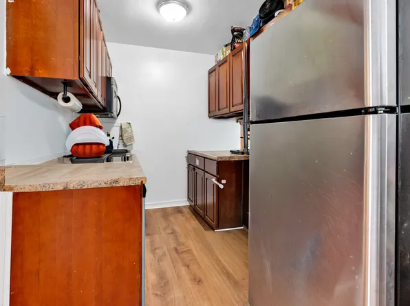 1730 East 14th Street image 8 of 25