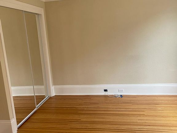 3rd image of 1000 Powell St APT 43