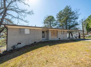 1115 Lakeshore Dr, Hot Springs, AR 71913