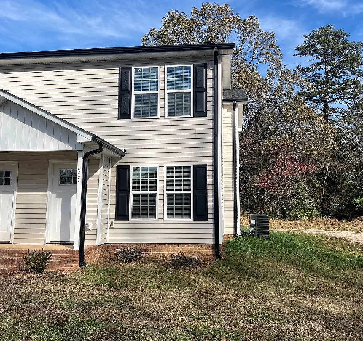 2 bed, 1.5 bath, $1,295 — Photo 1