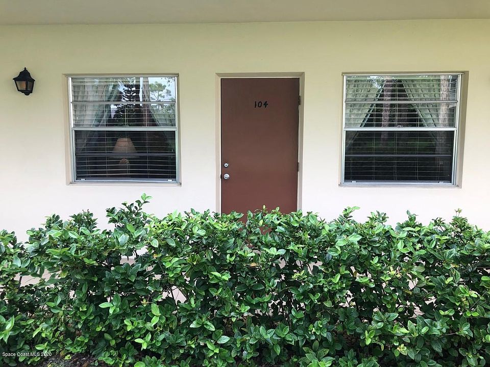 1st image of 35 Vista Gardens Trl APT 104