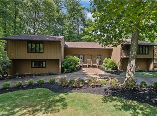 4302 Channel Dr, Akron, OH 44319