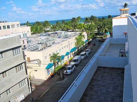 2nd image of 865 Collins Ave APT 311