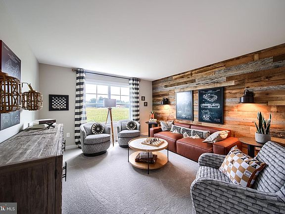 7th image of this home