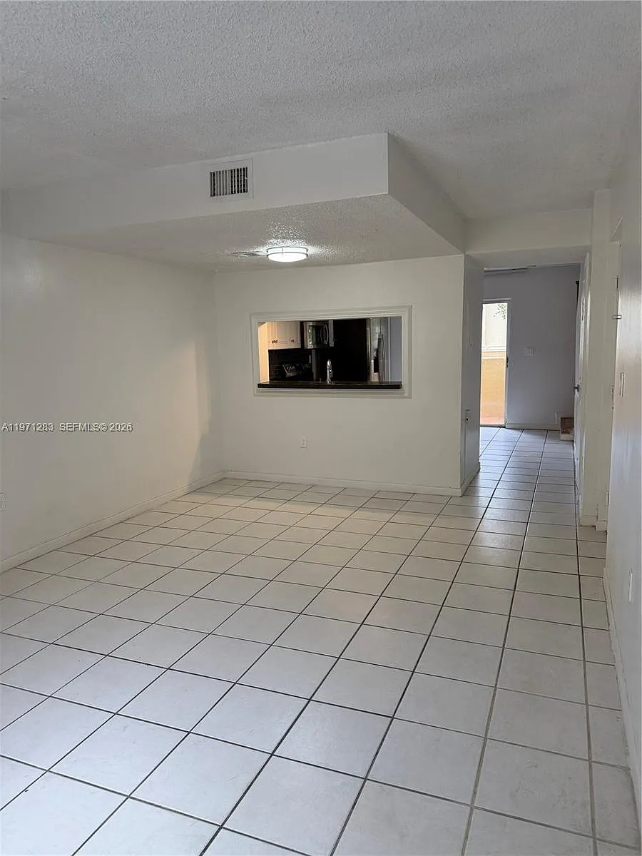 Building Photo - 14910 SW 82nd Ter #15-203