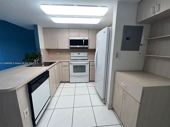 1368 NW 24th Ave #1368, Miami, FL 33125 | Zillow