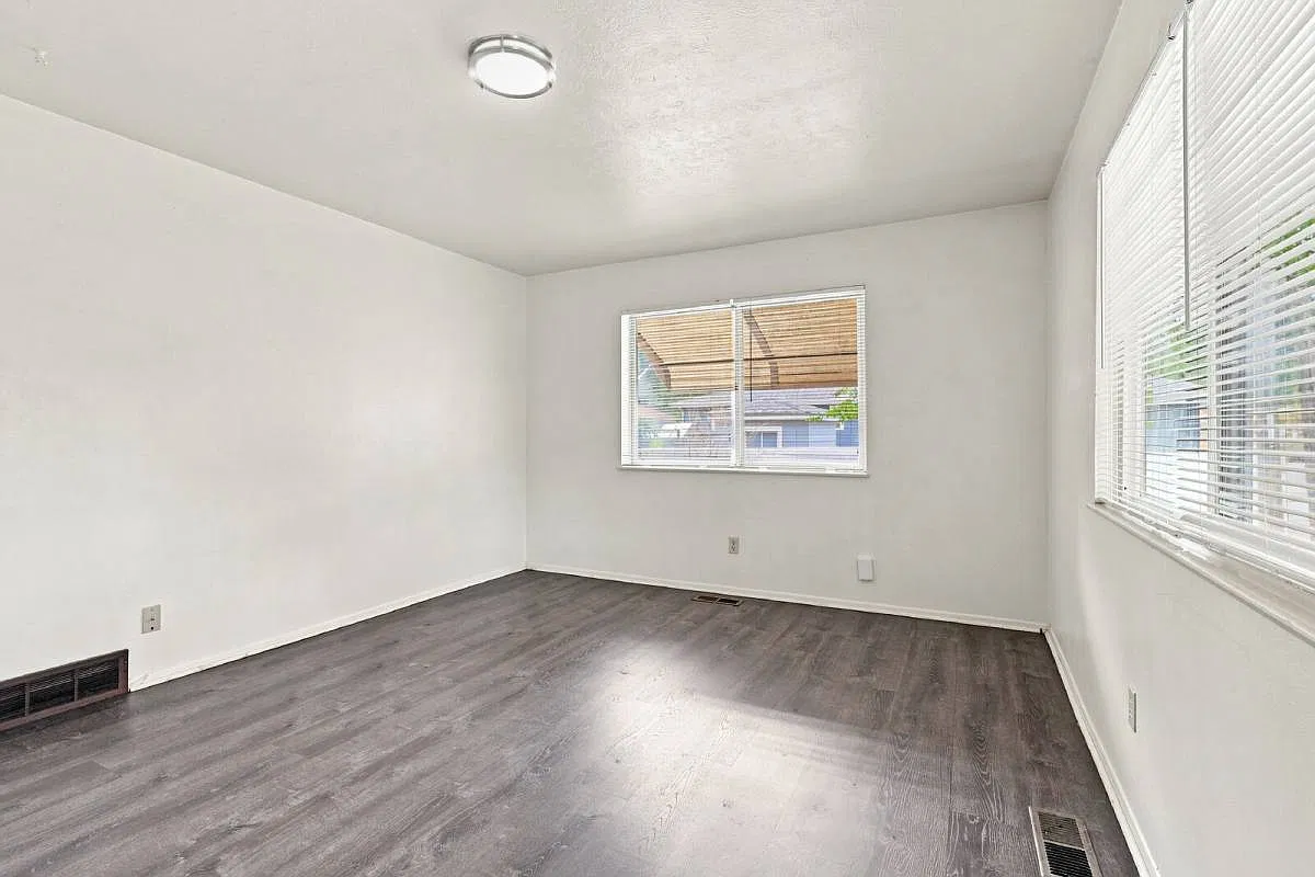 903 2nd St #1-5 in Colorado Springs, CO 80907 — Photo 3
