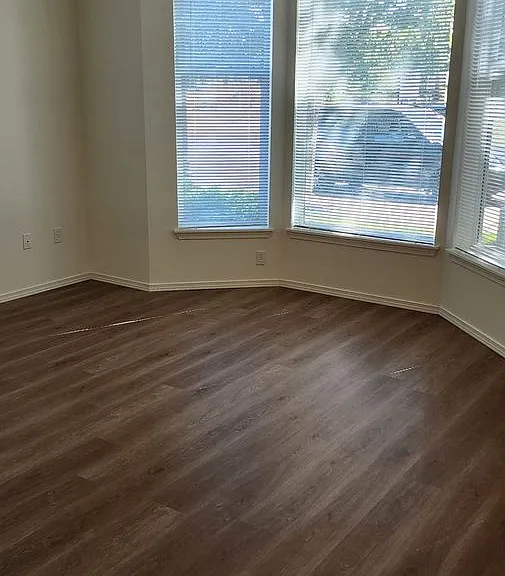 117 NE 25th Ave — Photo 10