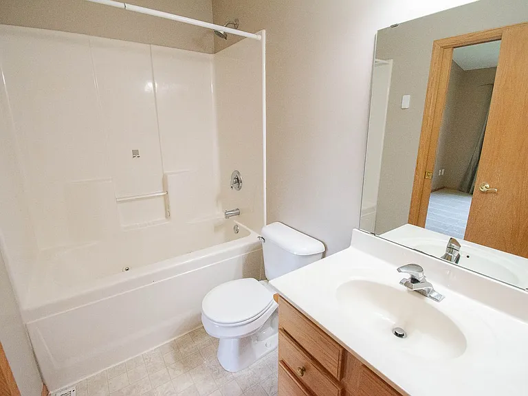 2959 Monroe Dr NW — Photo 10