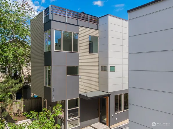 2810 SW Genesee Street #C, Seattle, WA 98126