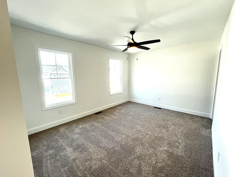 110 Aaron Pl — Photo 13