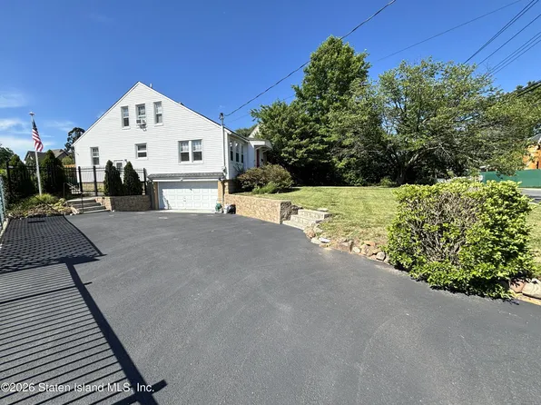 5769 Amboy Rd, Staten Island, NY 10309
