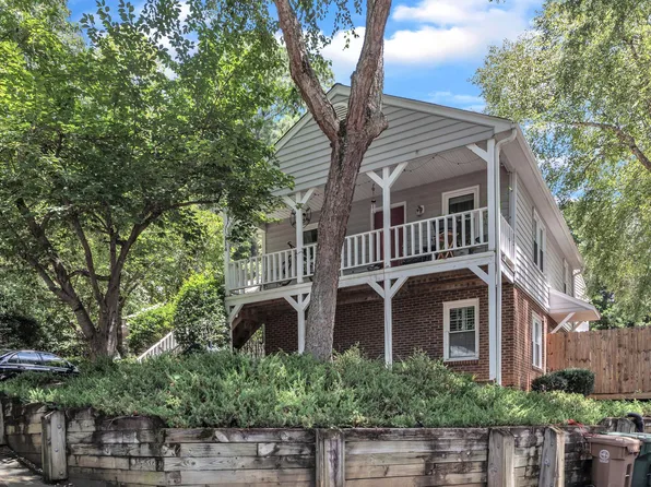 114 Drummond Pl, Cary, NC 27511