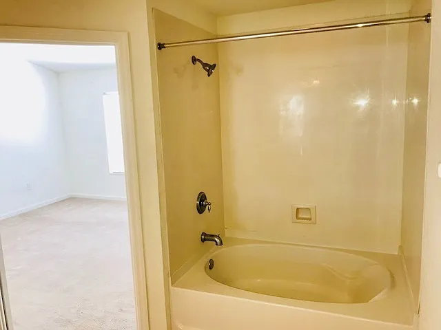 953 Rock Harbor Ave — Photo 21