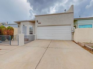 6913 Black Pine Pl NE, Albuquerque, NM 87109