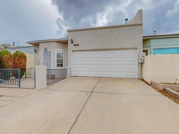 6913 Black Pine Pl NE, Albuquerque, NM 87109