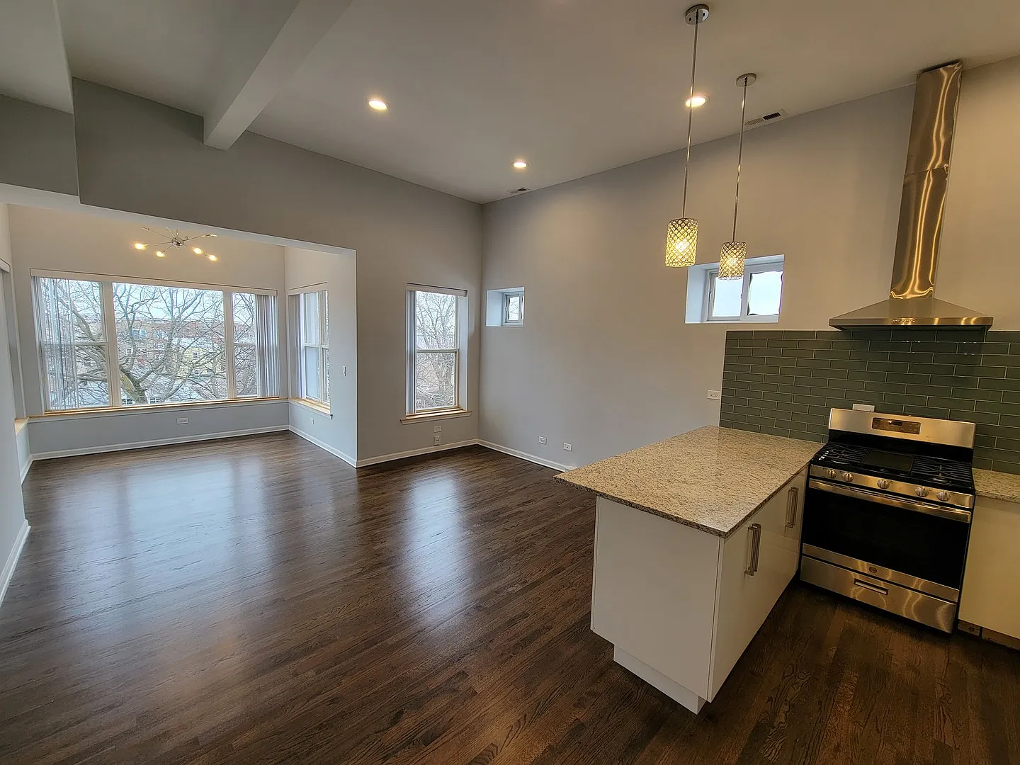 3 bed, 1875 sqft, $2,750 — Photo 2