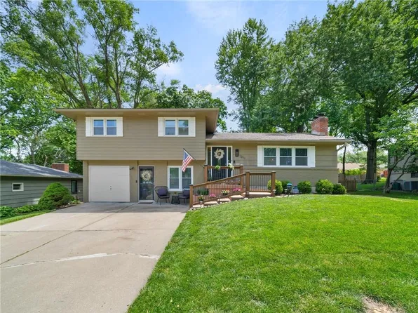 1311 E 100th Ter, Kansas City, MO 64131
