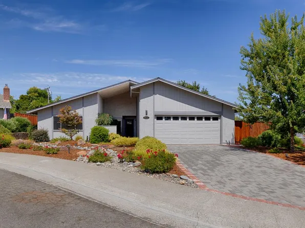 5923 Shadow Oak Dr, Citrus Heights, CA 95621
