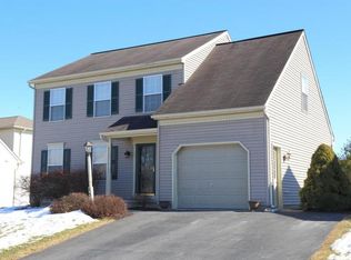 15 Santa Fe Dr, Lititz, PA 17543