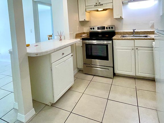 3rd image of 8605 Huron Ct Unit 40