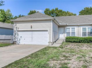23500 W 73rd St, Shawnee, KS 66227