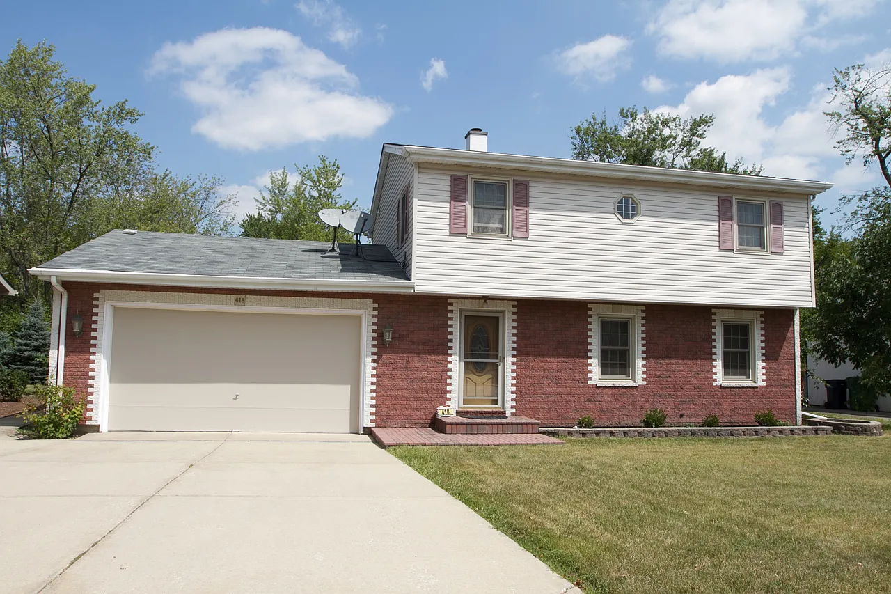 418 W Saint Charles Rd photo 1