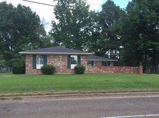 5908 Ridgewood Rd, Jackson, MS 39211