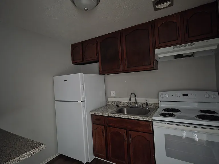 118 Weybosset St #4B — Photo 2